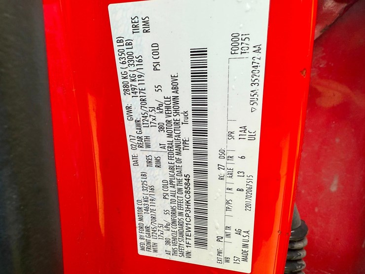 2017-ford-f150-xl-image-19