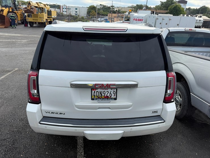 2019-gmc-yukon-denali-image-5