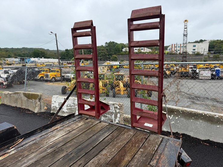 2011-towmaster-t16d-image-5