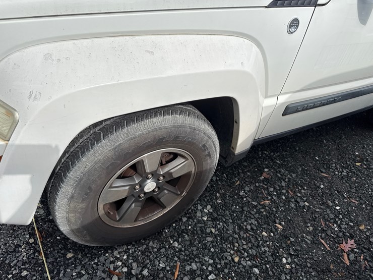 2008-jeep-liberty-image-34