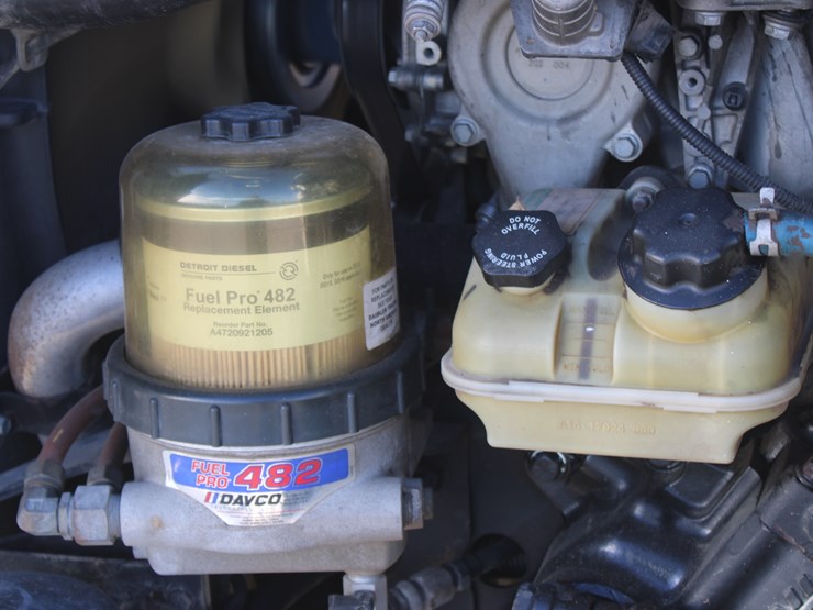 2016-freightliner-cascadia-125-image-49