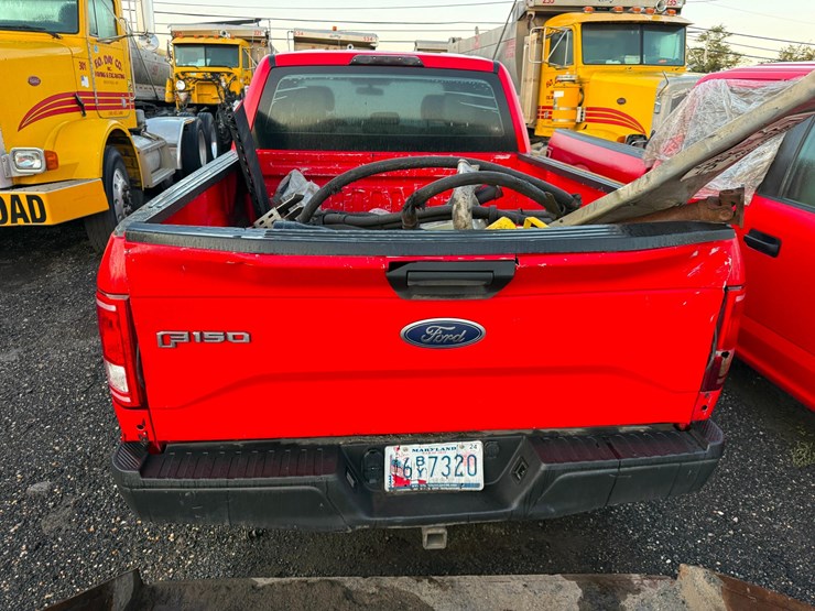 2015-ford-f150-xl-image-5