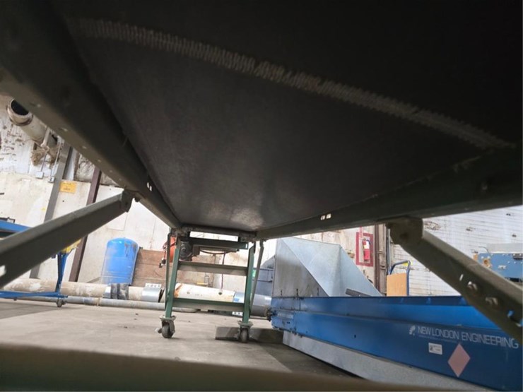 #2765-•-roach-10'x20"-conveyor-image-8