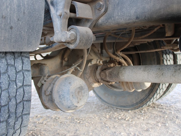 2004-international-durastar-4300-image-91