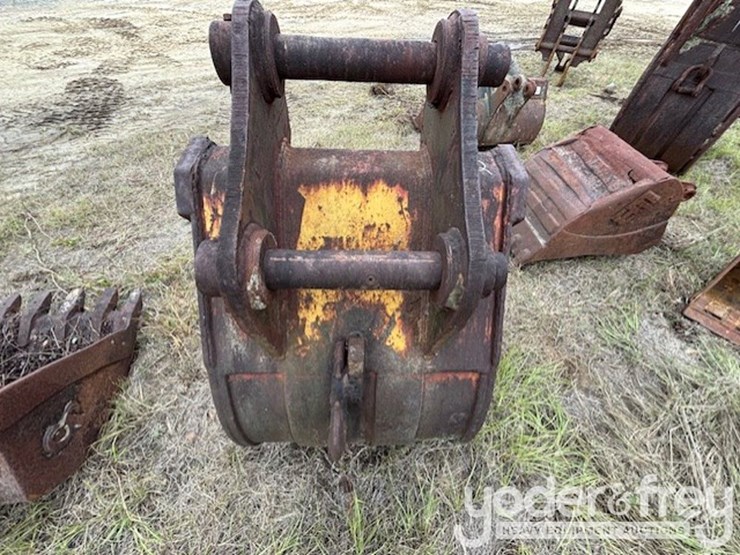 28"-sabine-bucket-2-1/2"-pin-to-suit-excavator-image-2