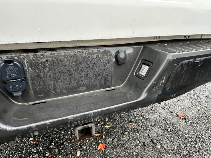 2020-ford-f150-xl-image-67