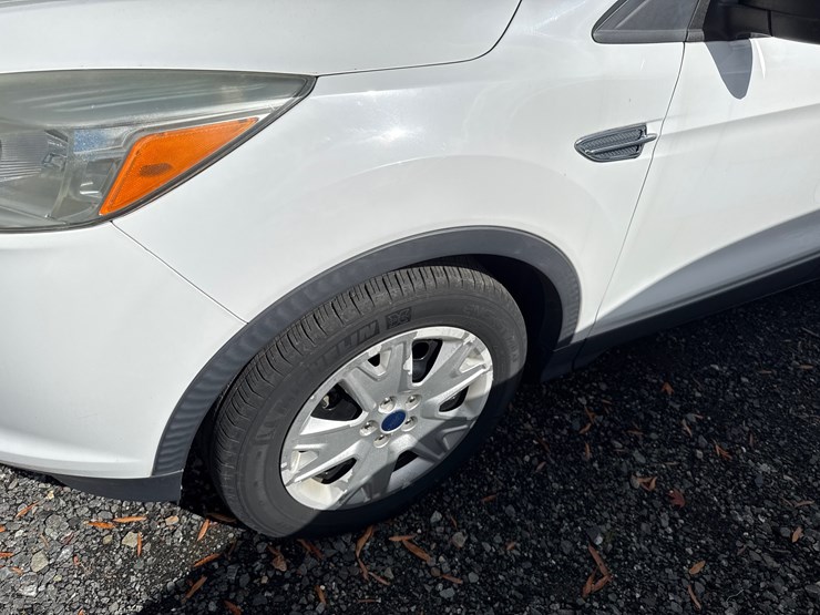 2016-ford-escape-image-34