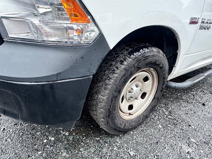 2013-dodge-ram-1500-image-42