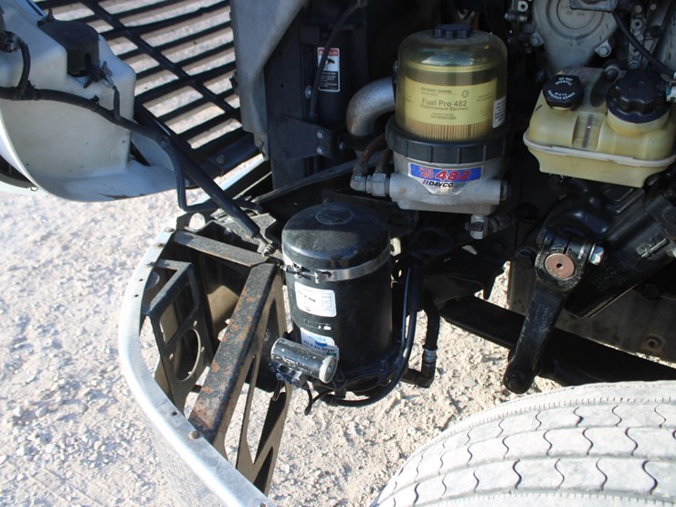 2016-freightliner-cascadia-125-image-53