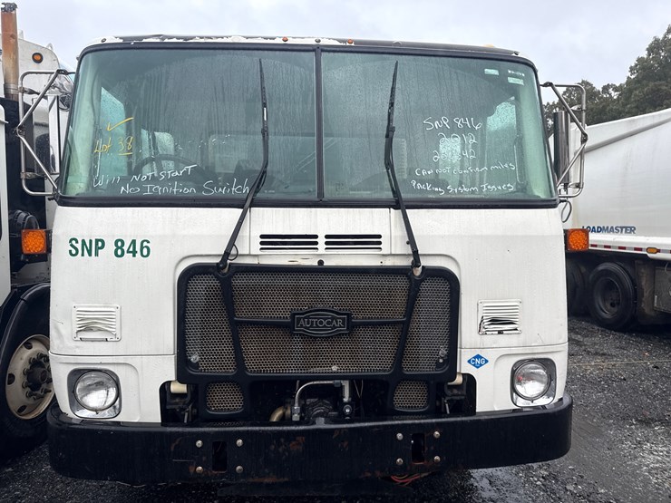 2012-autocar-acx64-image-6