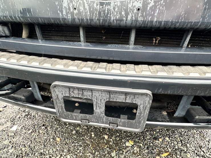 2012-ford-f250-xl-image-43