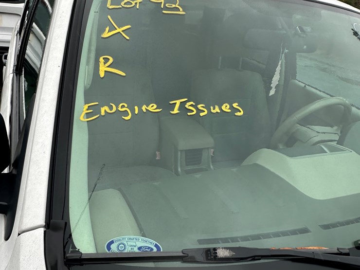 2012-ford-escape-xlt-image-2