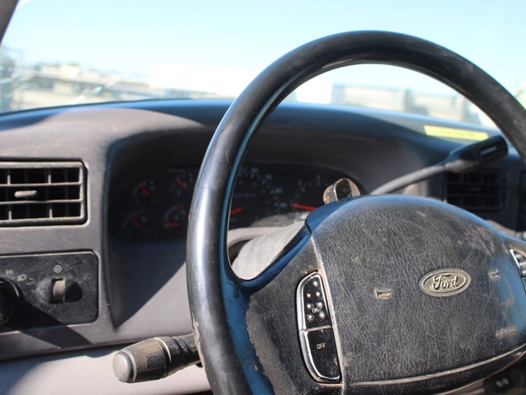 2001-ford-f350-image-24