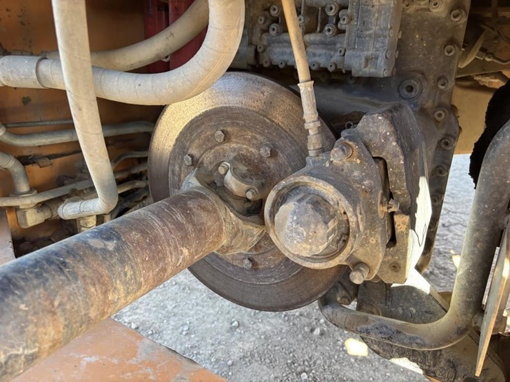 2004-case-721d-image-23