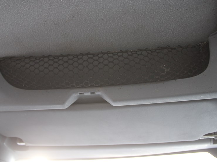 2004-international-durastar-4300-image-47