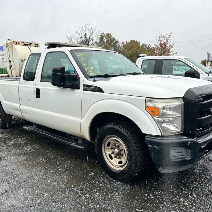2012 FORD F250 XL