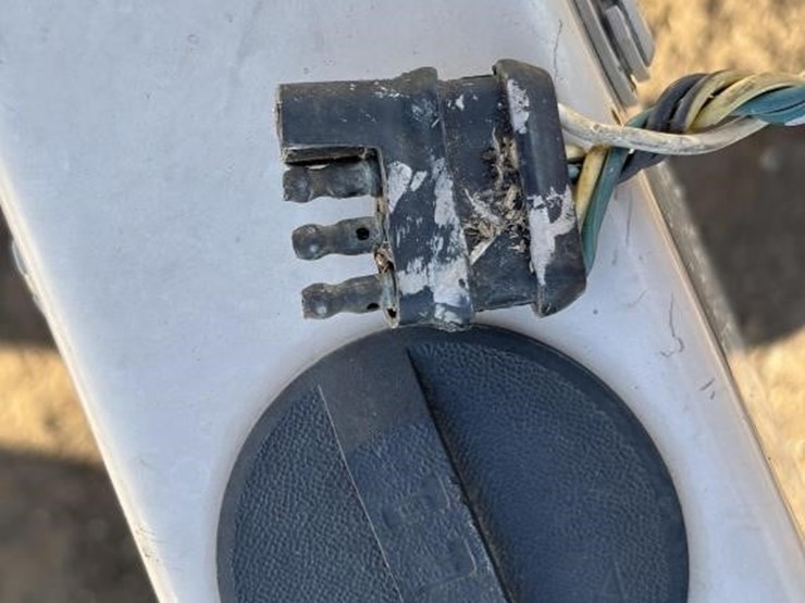 2006-unknown-trailer-image-48