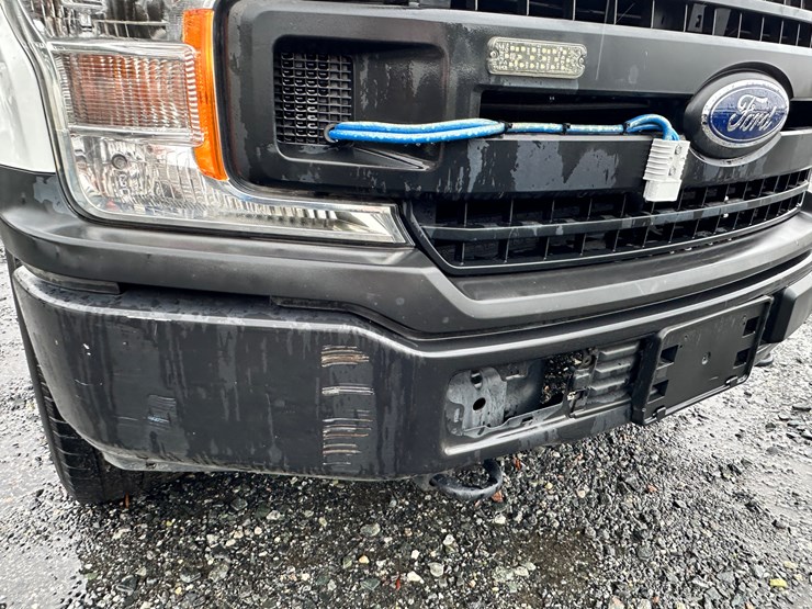 2020-ford-f150-xl-image-35