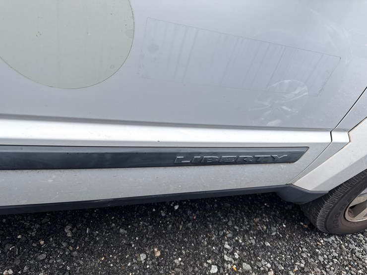 2008-jeep-liberty-image-47