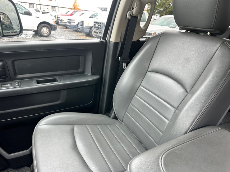 2013-dodge-ram-1500-image-86