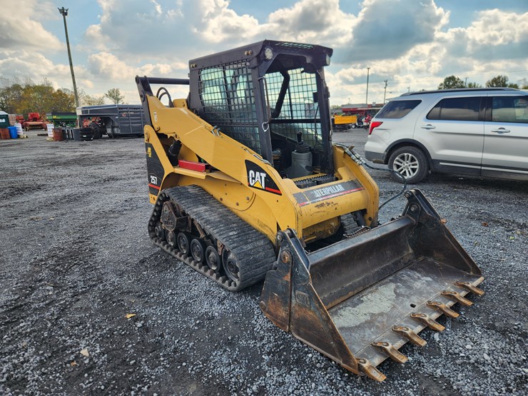 caterpillar-257-image-22