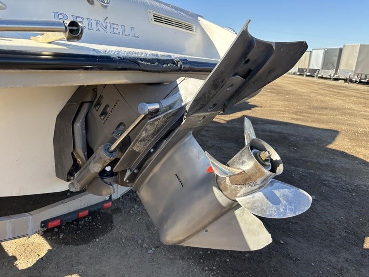 2006-unknown-trailer-image-40