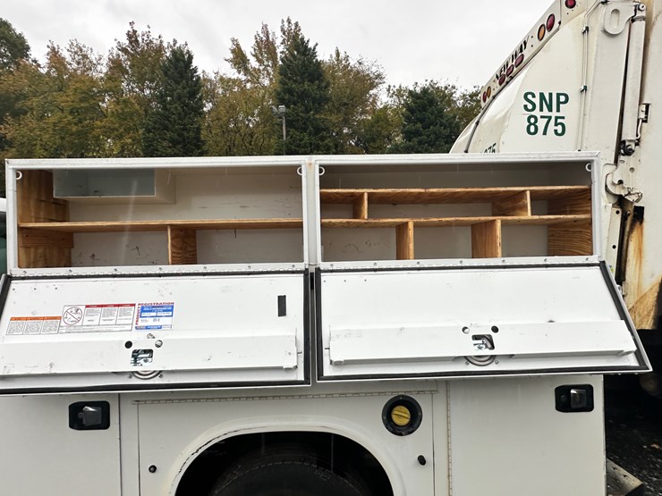 2015-ford-f350-xl-image-55