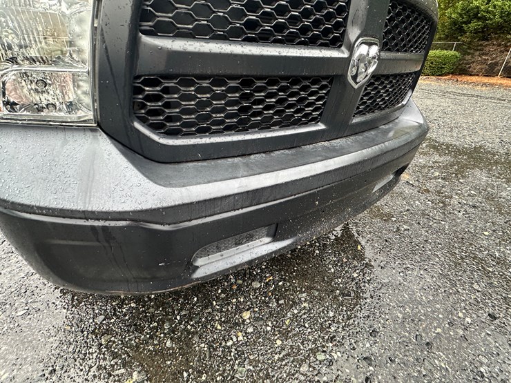 2015-dodge-ram-1500-image-26