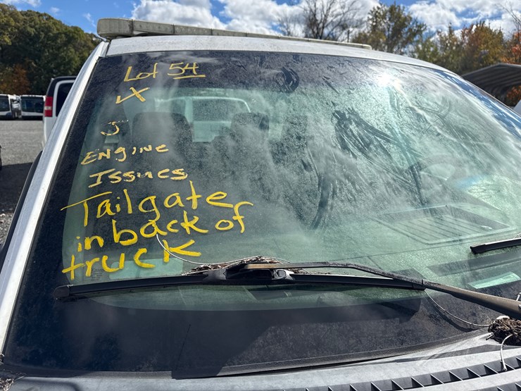 2011-ford-f150-xl-image-2