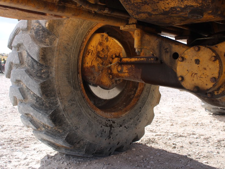 caterpillar-930-image-47