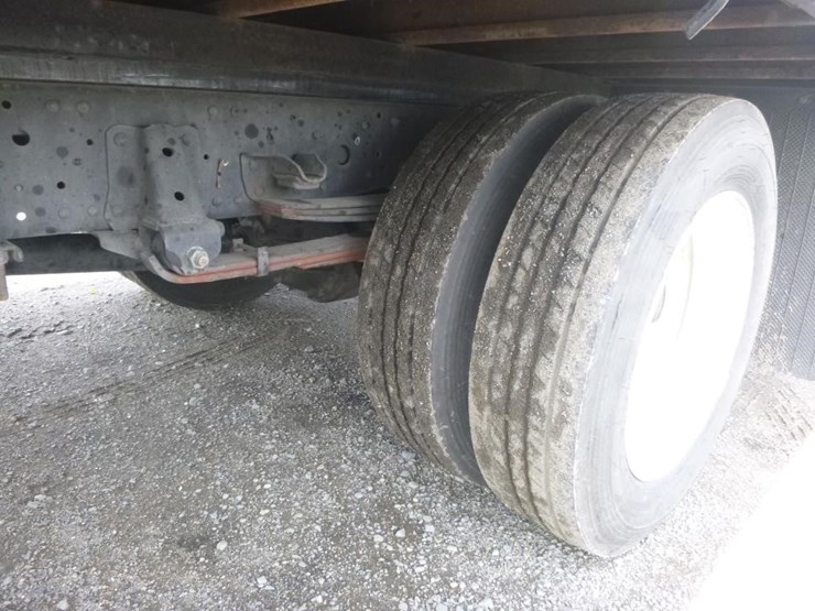 2018-isuzu-nrr-image-20