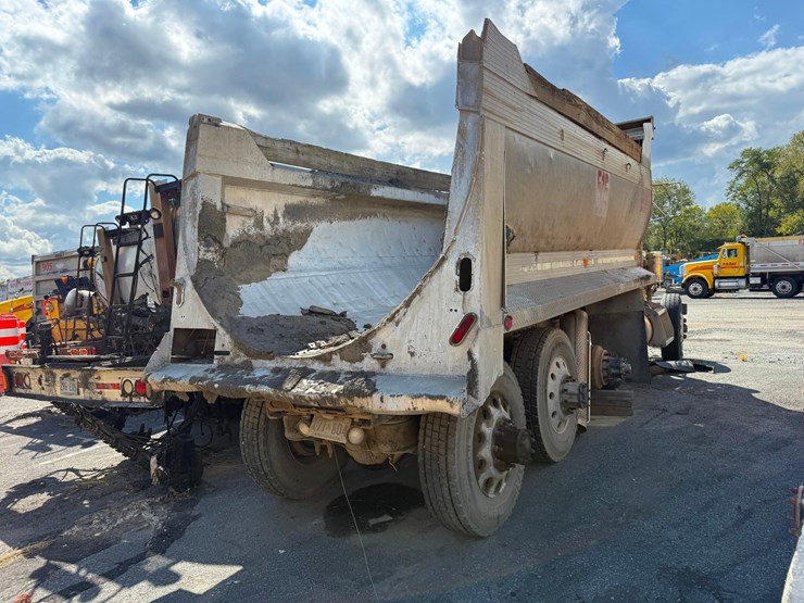 1997-peterbilt-378-image-3