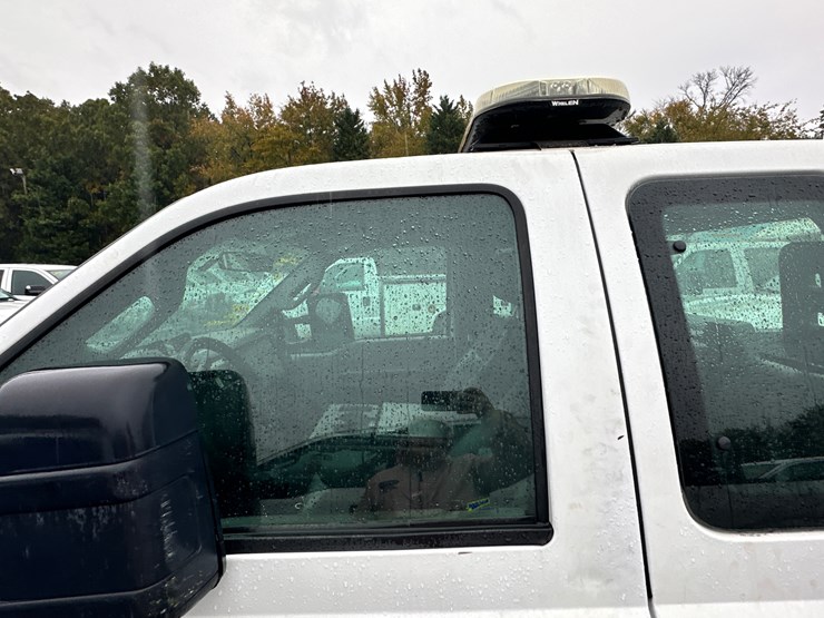 2012-ford-f250-xl-image-57