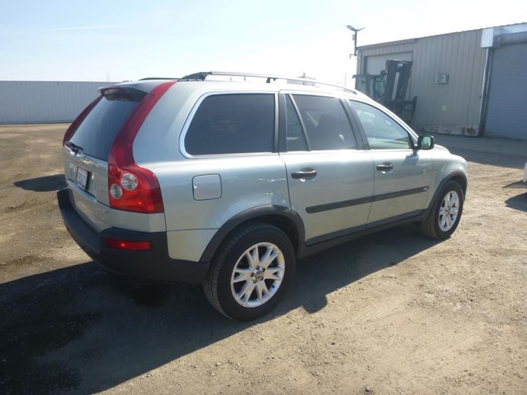 2005-volvo-xc90-image-3