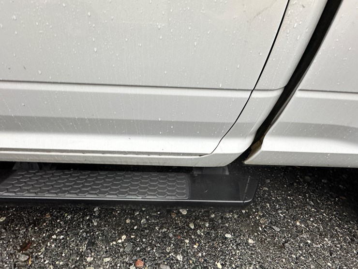 2015-dodge-ram-1500-image-39