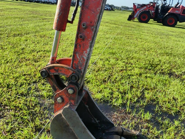 2018-kubota-u17-image-6