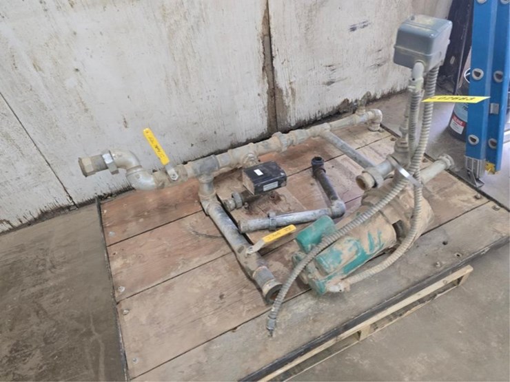 #2683-•-electric-water-pump-&-pipe-image-2
