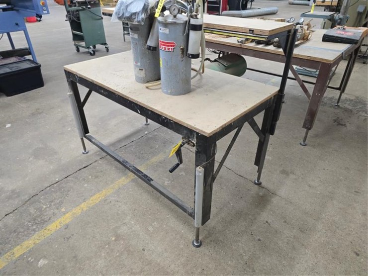 #2722-•-5'-x-30"-work-bench-image-1