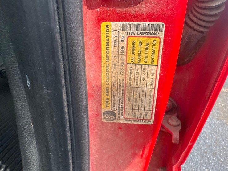 2015-ford-f150-xl-image-18