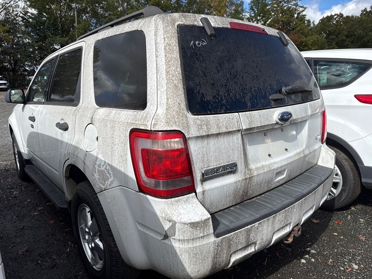 2012-ford-escape-xlt-image-39