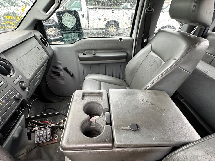 2012-ford-f250-xl-image-92