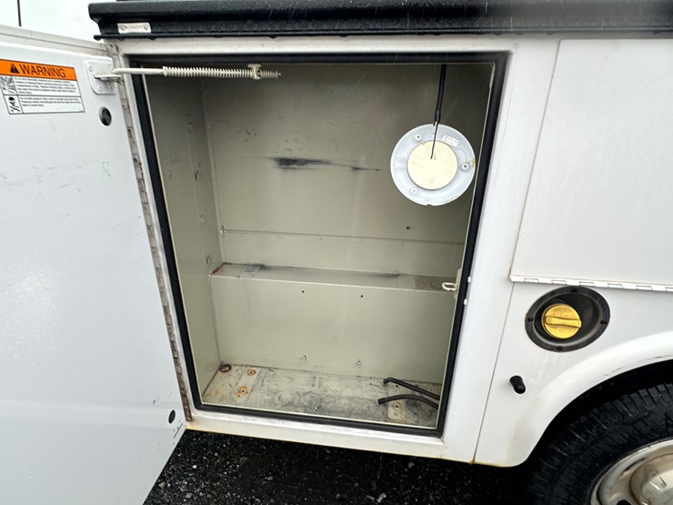 2016-ford-f250-xl-image-63