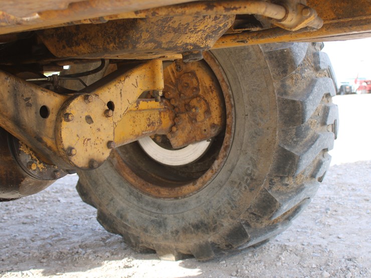 caterpillar-930-image-48