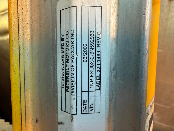 2003-peterbilt-378-image-18