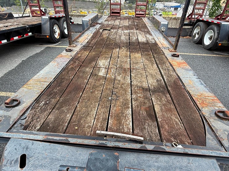 2011-towmaster-t16d-image-7