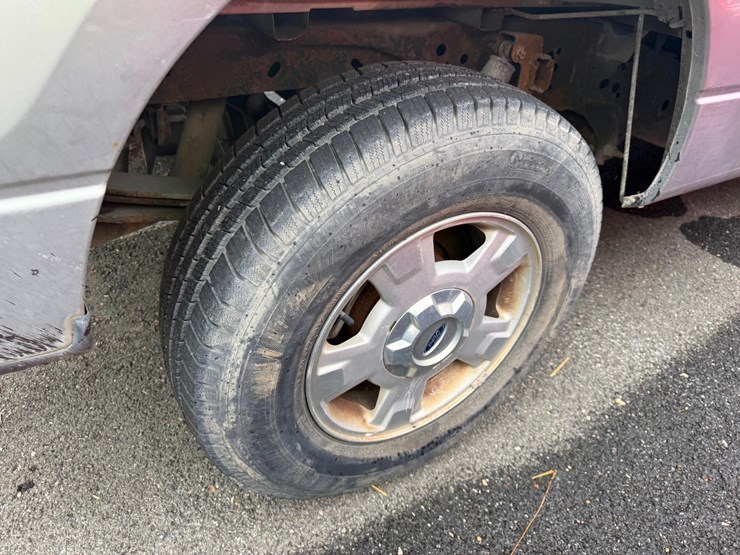 2012-ford-f150-xlt-image-14