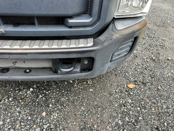 2015-ford-f350-xl-image-38