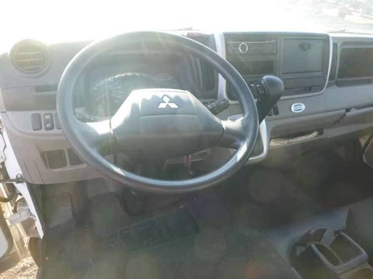 2019-mitsubishi-fuso-fe160-image-12