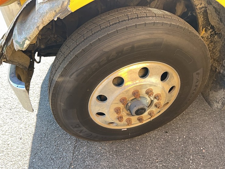 2003-peterbilt-378-image-7