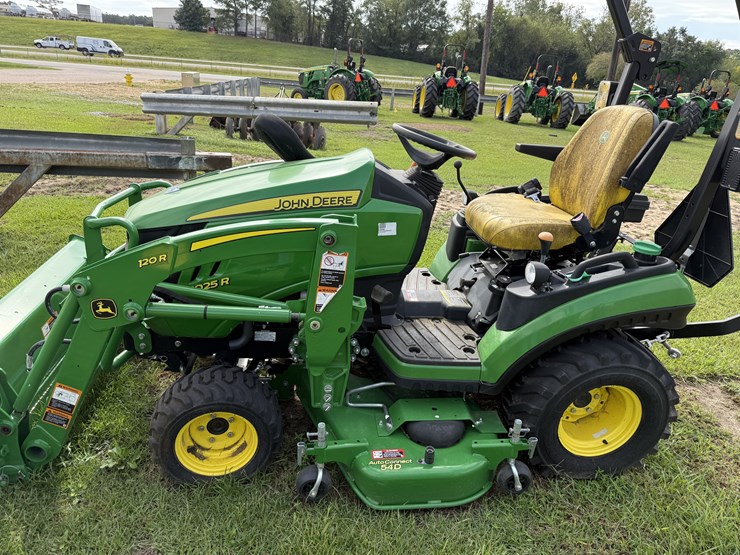 john-deere-1025r-image-1